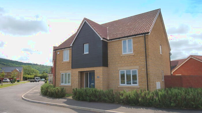 5 Bedroom Detached House To Rent In Sharing Grove Bishops Cleeve Cheltenham, GL52
