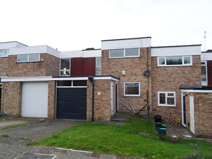 3 Bedroom Terraced House To Rent In Chestnut Close, Orpington, BR6