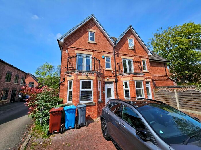 4 Bedroom Semi-Detached House To Rent In Cape Street, Withington, Manchester, M20