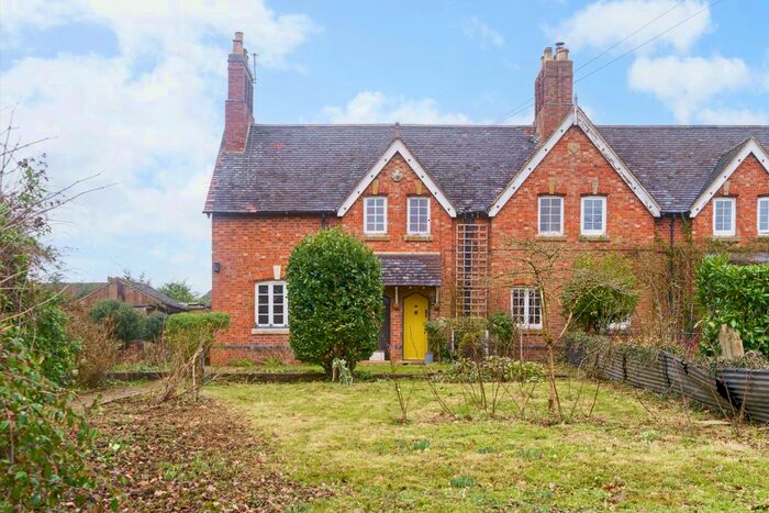 3 Bedroom Terraced House For Sale In Wormleighton, Warwickshire, CV47