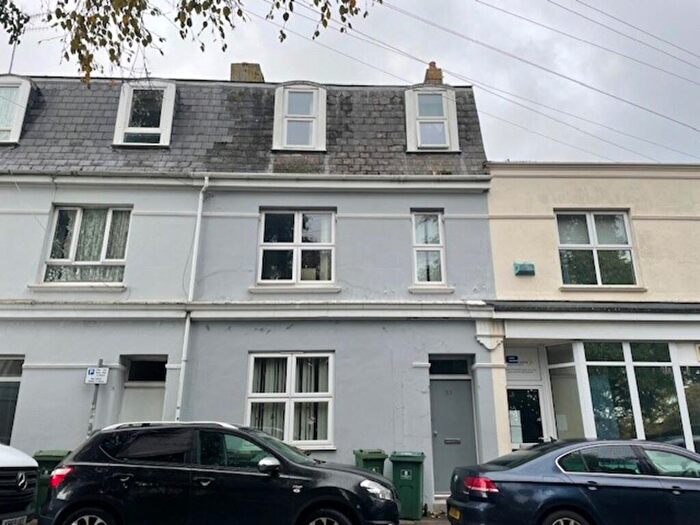 6 Bedroom Terraced House For Sale In Regent Street, City Centre. Bed Fully Let Hmo., PL4