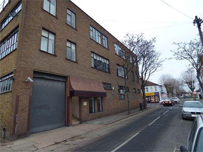 Studio To Rent In Southchurch Avenue, Southend On Sea, Southend On Sea, SS1