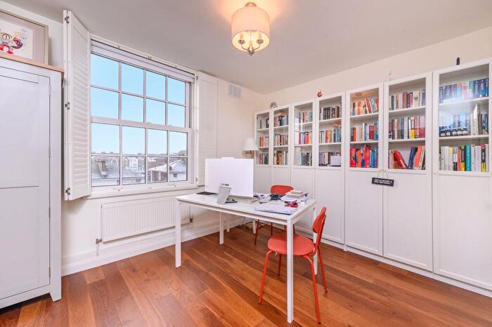 2 Bedroom Flat For Sale In Constable House, Adelaide Road, NW3