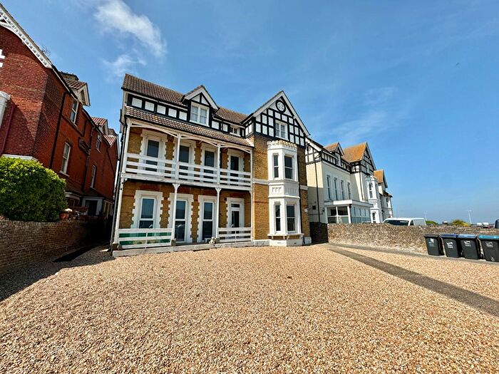 2 Bedroom Flat To Rent In Sea Road, Westgate-On-Sea, Kent, CT8