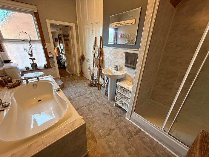 3 Bedroom Semi-Detached House For Sale In Winsover Road, Spalding, PE11