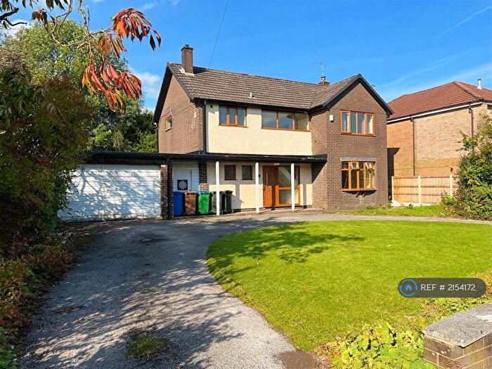 4 Bedroom Detached House To Rent In Bamford Way, Rochdale, OL11