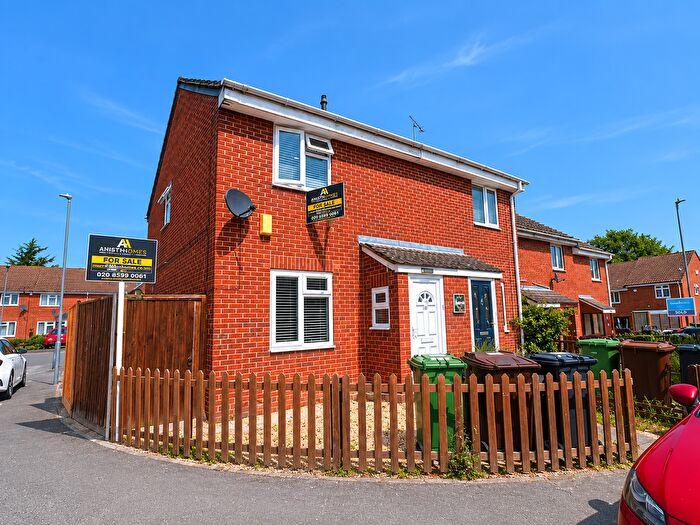 2 Bedroom End Of Terrace House For Sale In Blossom Close, Dagenham, RM9