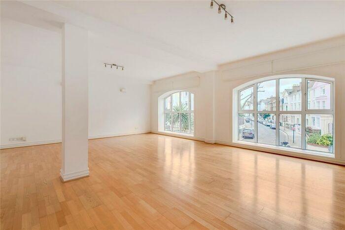 3 Bedroom Flat To Rent In Gloucester Avenue, Primrose Hill, London, NW1