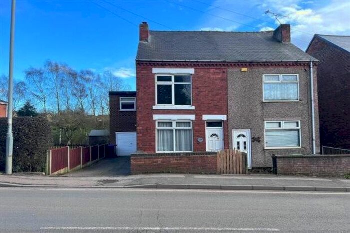 4 Bedroom Semi-Detached House To Rent In Mansfield Road, Nottingham, NG16