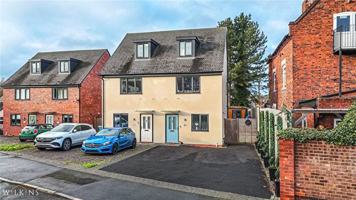 3 Bedroom Semi Detached House For Sale In Stonydelph Lane, Wilnecote, Tamworth, Staffordshire, B77