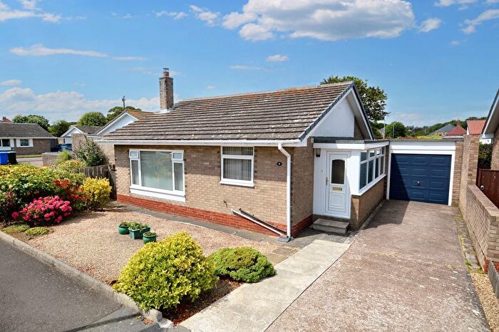 2 Bedroom Detached Bungalow For Sale In Longstone Close, Beadnell, NE67