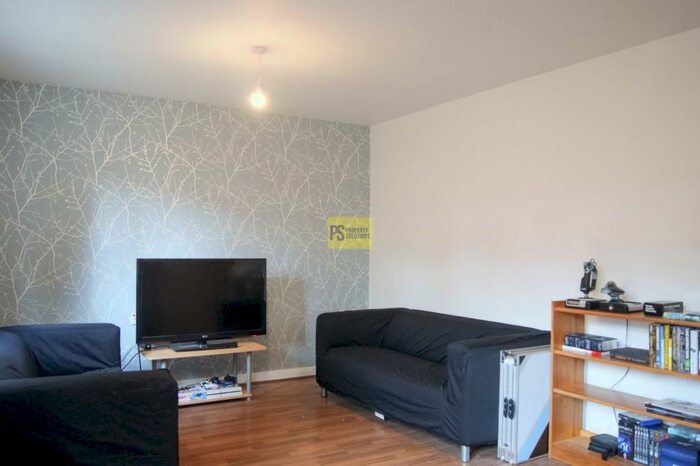 3 Bedroom House To Rent In Denby Close, Nechells - Student Property, B7