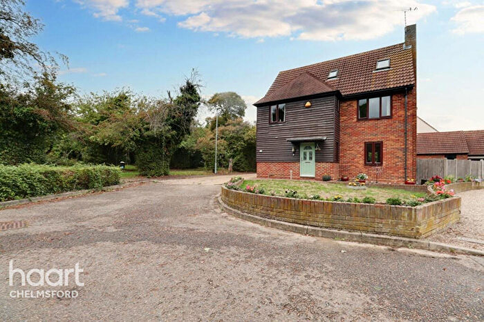 6 Bedroom Detached House For Sale In Broughton Road, Chelmsford, CM3