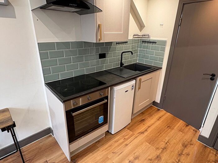 Studio To Rent In Burnt Oak Broadway, Edgware, HA8