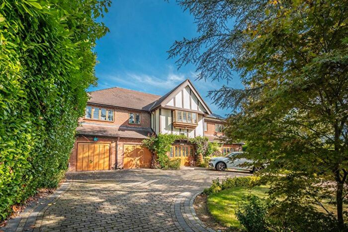 6 Bedroom Property For Sale In Kewferry Drive, Northwood, HA6