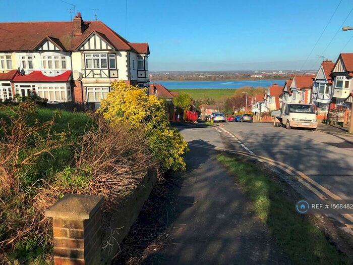 4 Bedroom Semi-Detached House To Rent In Lambourne Gardens, London, E4