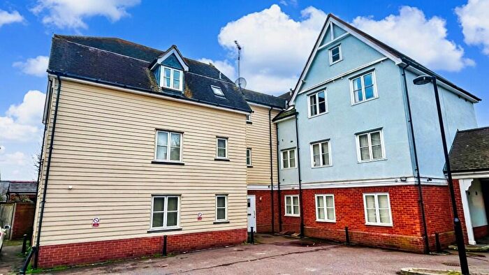 2 Bedroom Apartment For Sale In Magdalen Street, Colchester, Essex, CO1