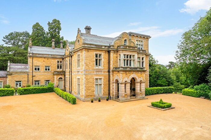 2 Bedroom Apartment For Sale In Hemsworth Walk, Highfield House, HG4