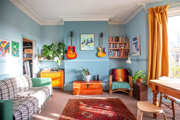 1 Bedroom Apartment For Sale In Cumberland Road, Bristol, BS1