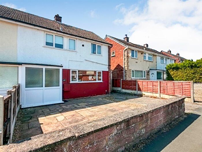 3 Bedroom Semi Detached House For Sale In Brookhouse Road, Oswestry, SY11