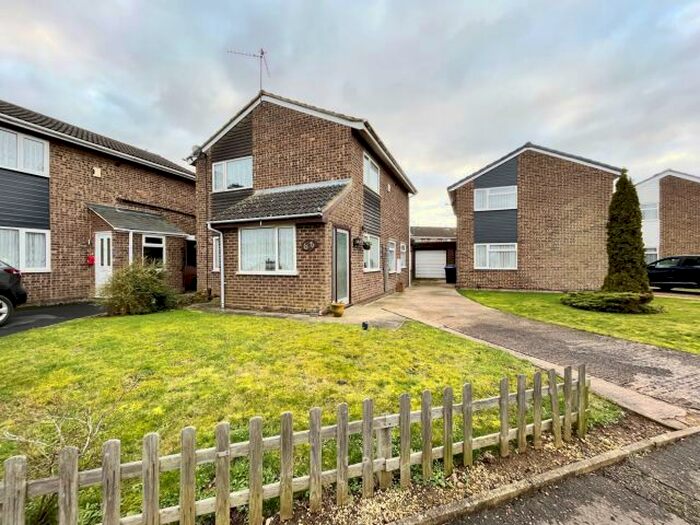 3 Bedroom Detached House For Sale In Obelisk Rise, Kingsthorpe