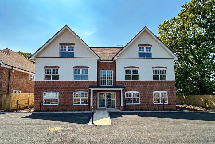 2 Bedroom Apartment For Sale In Fairway View Close, West Parley, BH22