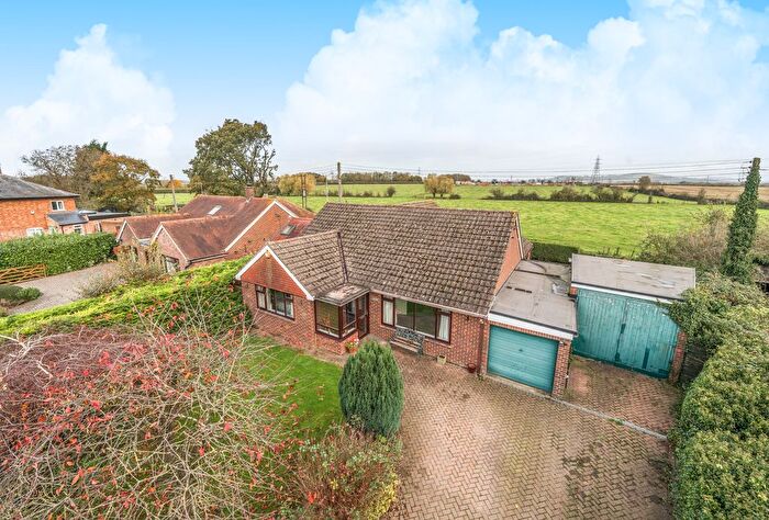 4 Bedroom Bungalow For Sale In Tredington, Tewkesbury, Gloucestershire, GL20