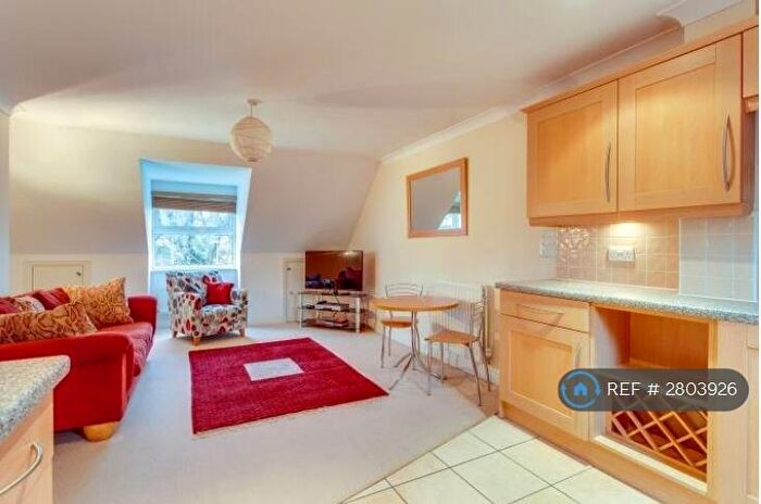 1 Bedroom Flat To Rent In Dorndon House, Reading, RG10