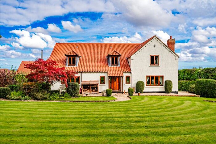 6 Bedroom Detached House For Sale In Barton Street, Ashby-cum-Fenby, Grimsby, Lincolnshire, DN37