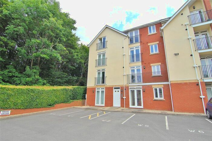1 Bedroom Flat To Rent In Wilminton Terrace, London Road, Stroud, Gloucestershire, GL5