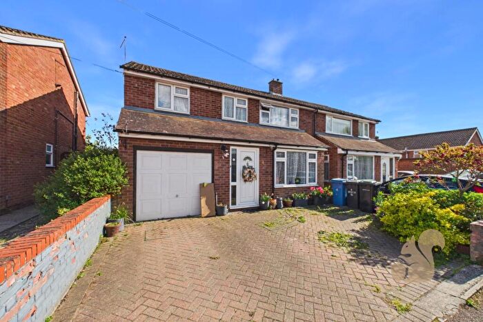 4 Bedroom Semi Detached House For Sale In Beech Road, Great Cornard, CO10
