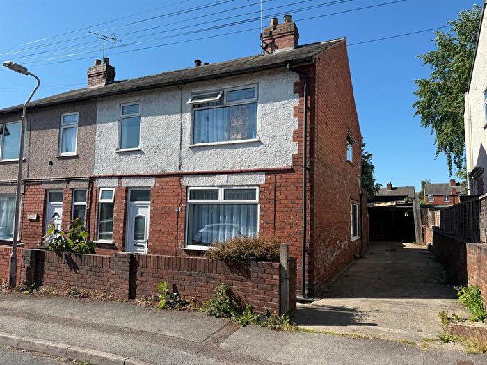 3 Bedroom Semi-Detached House To Rent In King Street, Mansfield Woodhouse, Mansfield, NG19