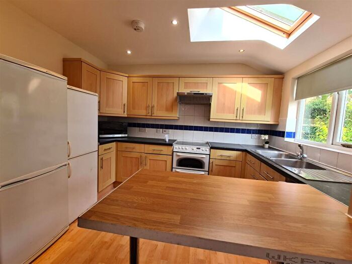 6 Bedroom House To Rent In Eachard Road, Cambridge, CB3