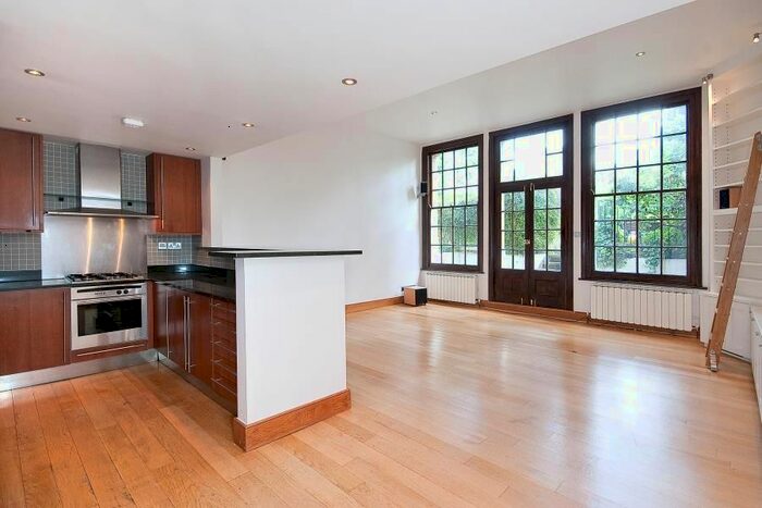 3 Bedroom Flat To Rent In Warrington Crescent, London, W9