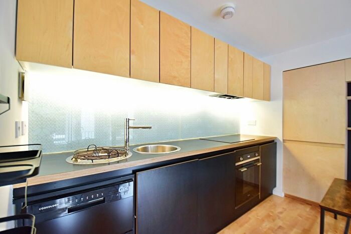 1 Bedroom Studio To Rent In The Avenue, Leeds, LS9