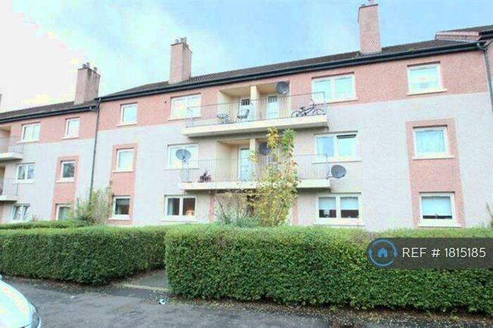 2 Bedroom Flat To Rent In Harrow Place, Glasgow, G15
