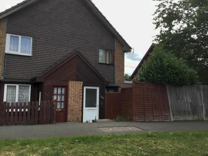 2 Bedroom Semi-Detached House To Rent In Ryeland Close, Yiewsley, West Drayton, UB7