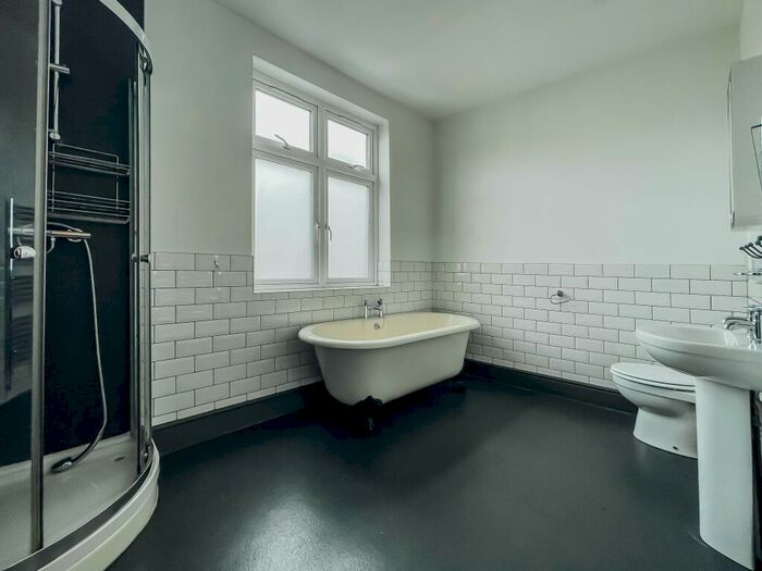 7 Bedroom Flat To Rent In High Street, Loughborough, LE11