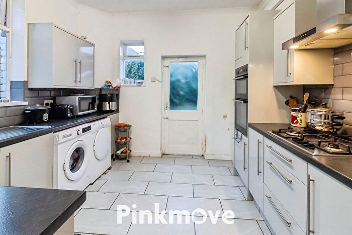 4 Bedroom Terraced House For Sale In Corporation Road, Newport, NP19
