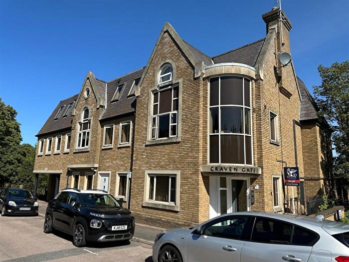 2 Bedroom Apartment To Rent In Lorne Road, Warley, Brentwood, CM14