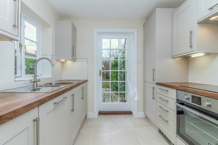 2 Bedroom Terraced House To Rent In Barrett Street, Oxford, OX2