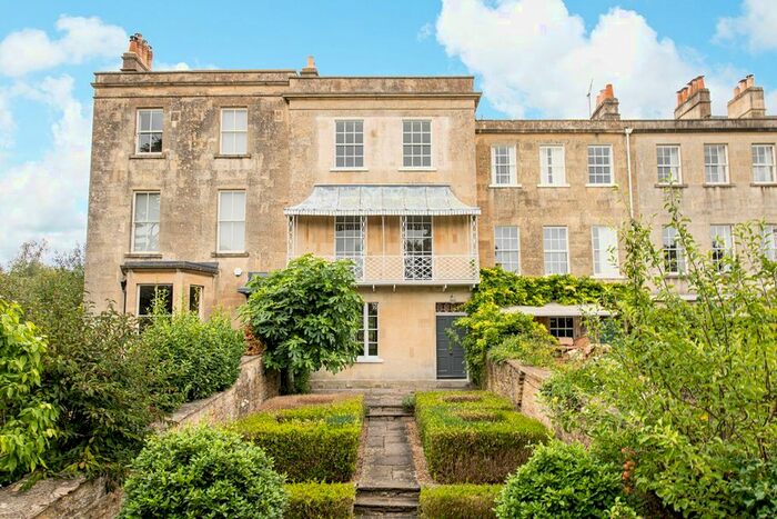 4 Bedroom Town House To Rent In Richmond Hill, Bath, BA1