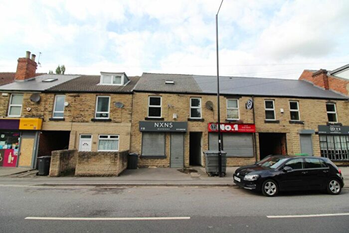 2 Bedroom Flat To Rent In - West Street - Bed Flat - Available Now, S20