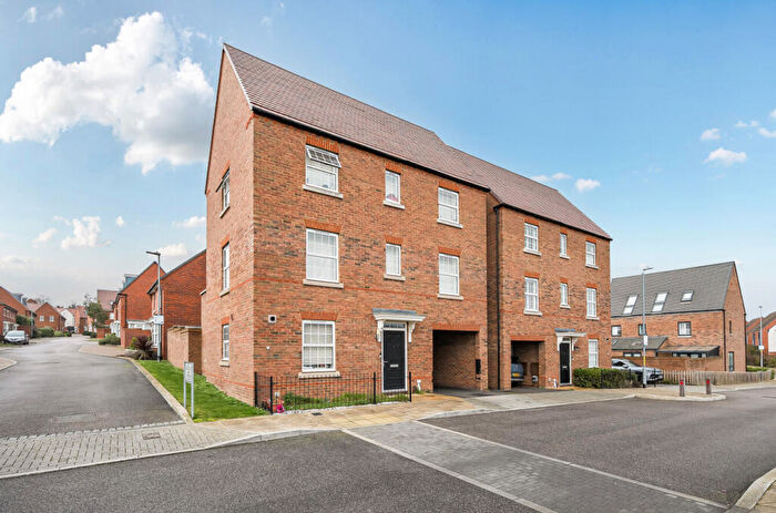 5 Bedroom Detached House For Sale In Croucher Avenue, Ebbsfleet Valley, Kent, DA10