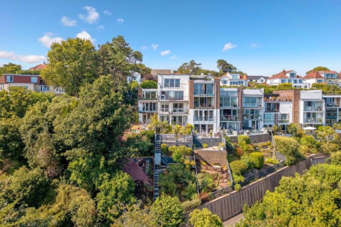 3 Bedroom Flat For Sale In Danby Heights Close, Torquay, TQ1