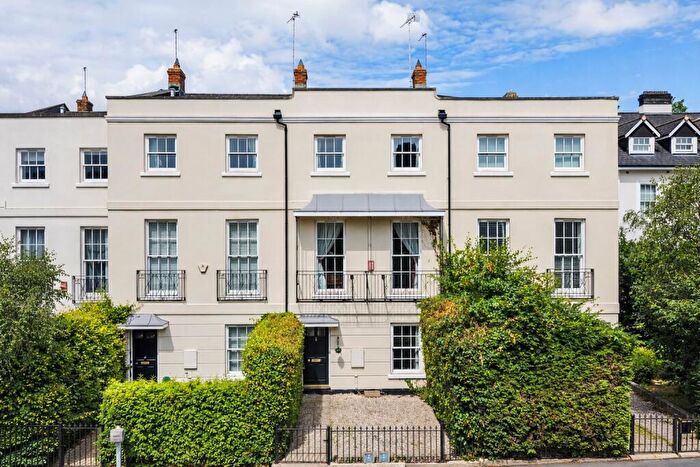 4 Bedroom Town House For Sale In Old Bath Road, Leckhampton, Cheltenham, Gloucestershire, GL53