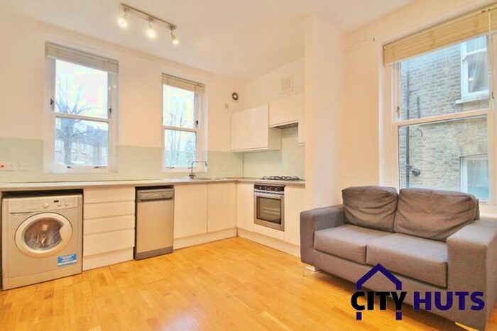 2 Bedroom Flat To Rent In Cardozo Road, London, N7