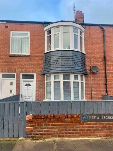 2 Bedroom Flat To Rent In Walkerdene, Newcastle Upon Tyne, NE6