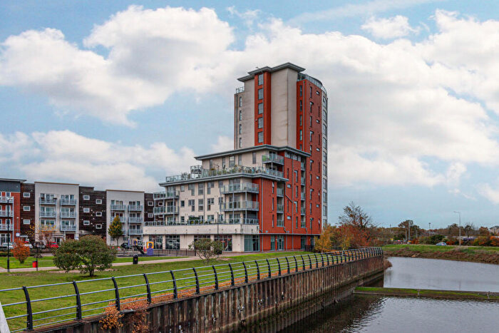 2 Bedroom Flat For Sale In Reavell Place, Ipswich, IP2