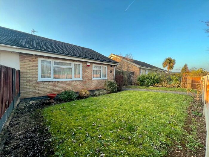 2 Bedroom Semi-Detached Bungalow To Rent In Kincaple Rd, Rushey Mead, LE4